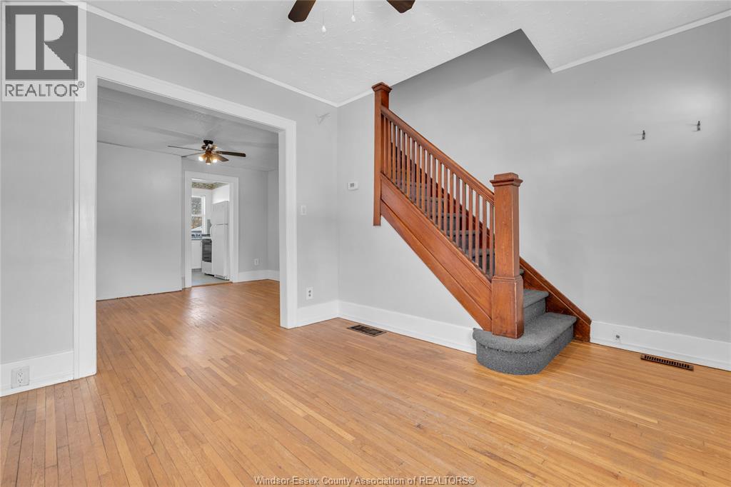 486-488 Cameron, Windsor, Ontario  N9B 1Y7 - Photo 5 - 26003091