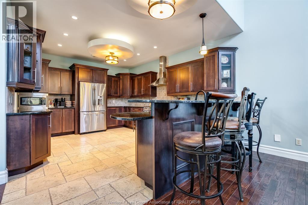 7 Mettawas Lane, Kingsville, Ontario  N9Y 0A2 - Photo 8 - 26003316