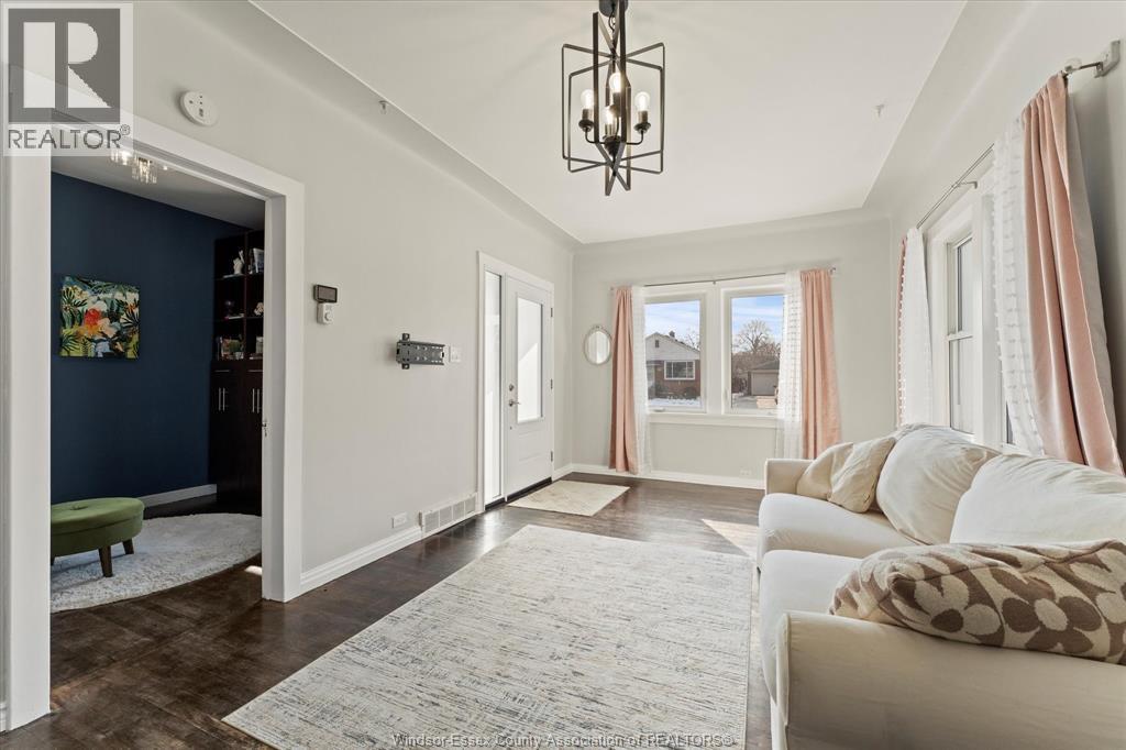 376 Lauzon, Windsor, Ontario  N8S 3L9 - Photo 12 - 26003351