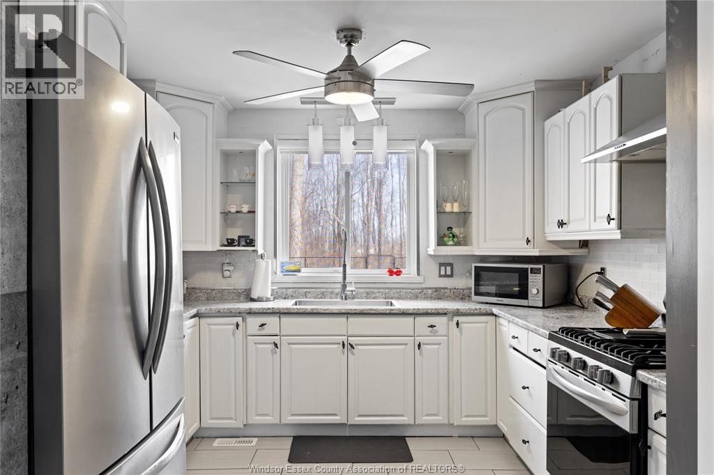 334 Lakewood, Amherstburg, Ontario  N9V 2Y8 - Photo 4 - 26003361