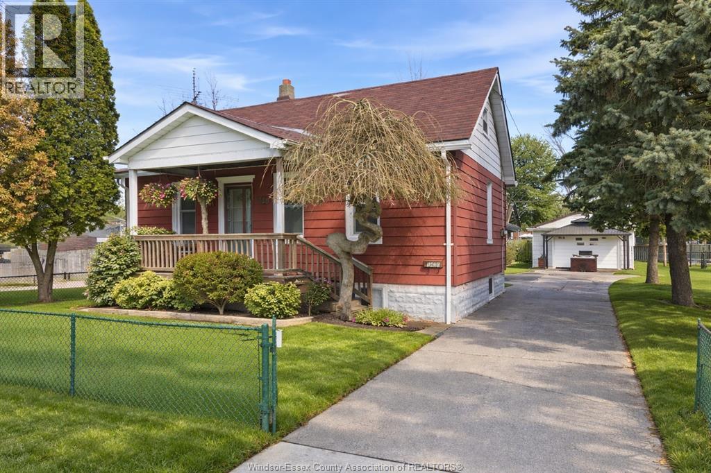 1430 Albert, Windsor, Ontario  N8Y 3P9 - Photo 2 - 26003405
