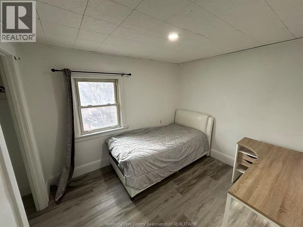 415 Rankin, Windsor, Ontario  N9B 2R6 - Photo 4 - 26003418
