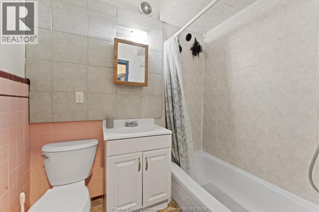 3060 Sandwich Unit# Room 1, Windsor, Ontario  N9C 1A4 - Photo 11 - 26003442