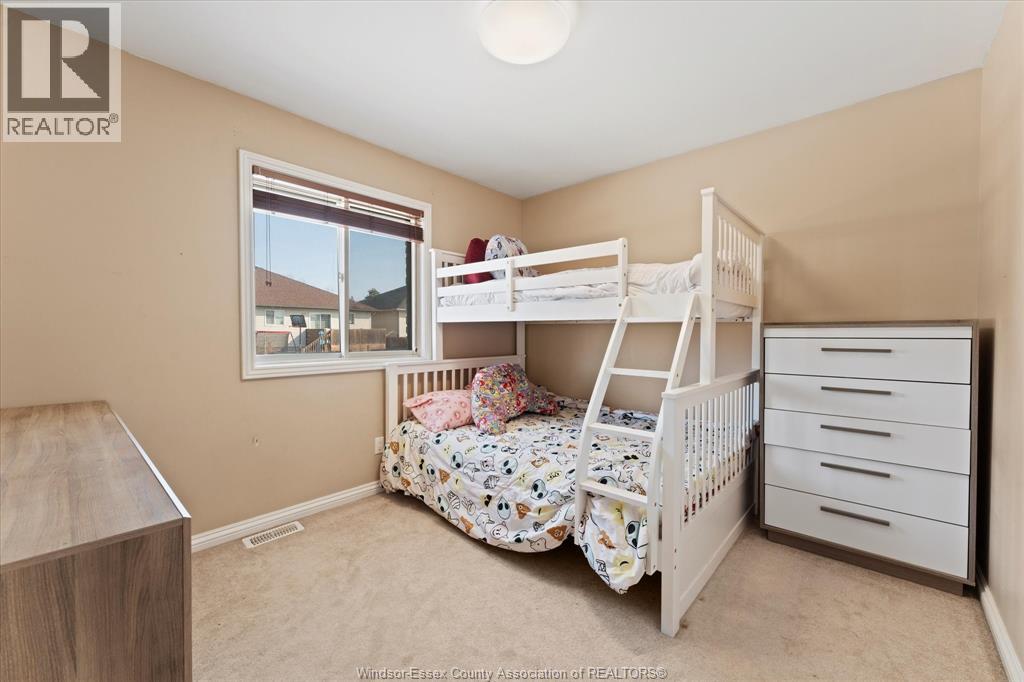 2972 Jennifer, Windsor, Ontario  N8W 5J2 - Photo 15 - 26003438