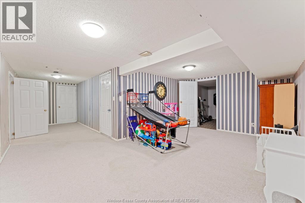 2972 Jennifer, Windsor, Ontario  N8W 5J2 - Photo 23 - 26003438