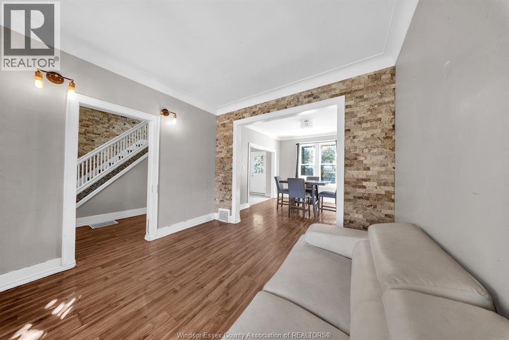 1137 Bruce Avenue, Windsor, Ontario  N9A 4Y3 - Photo 10 - 26003431