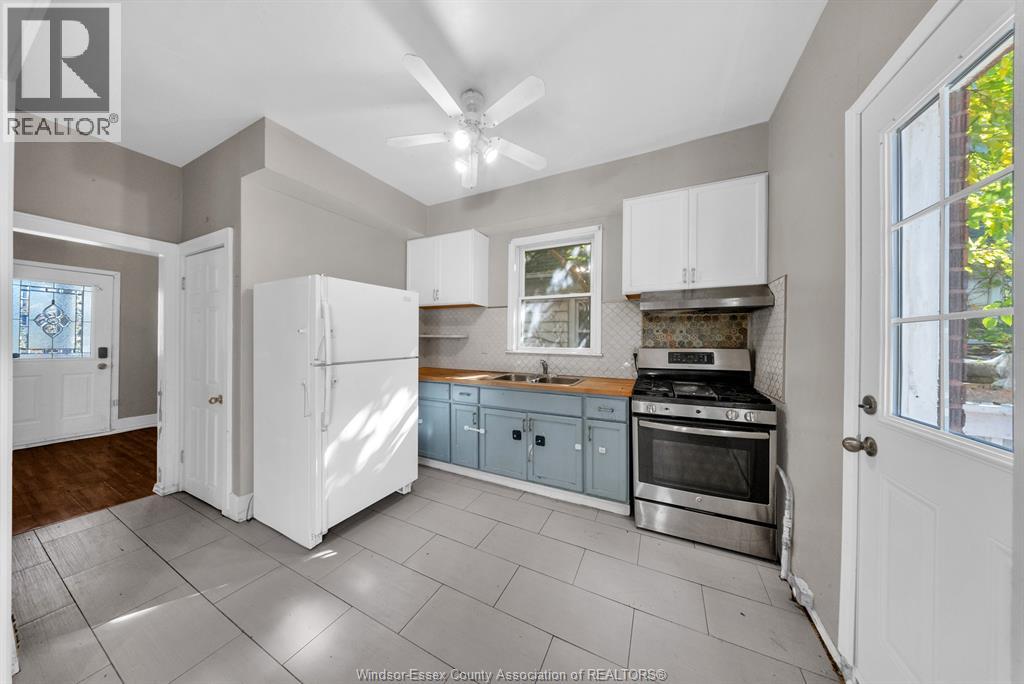 1137 Bruce Avenue, Windsor, Ontario  N9A 4Y3 - Photo 14 - 26003431