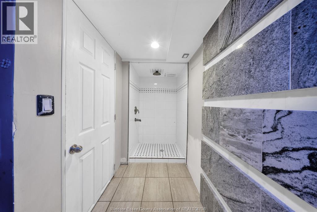 1137 Bruce Avenue, Windsor, Ontario  N9A 4Y3 - Photo 32 - 26003431