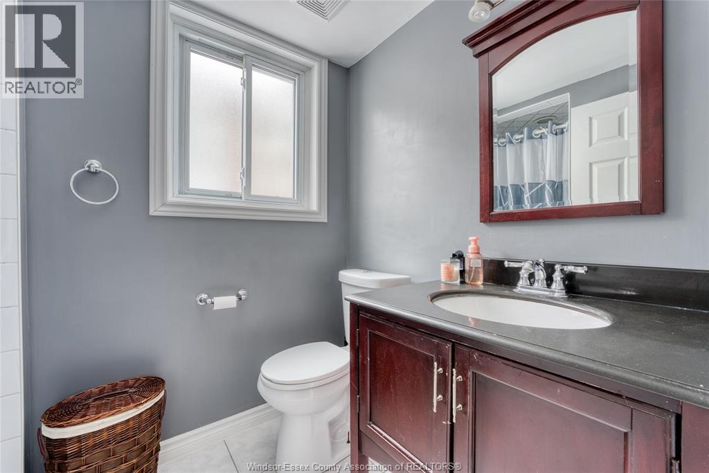 9485 Ridge, Windsor, Ontario  N8R 1G5 - Photo 30 - 26003449