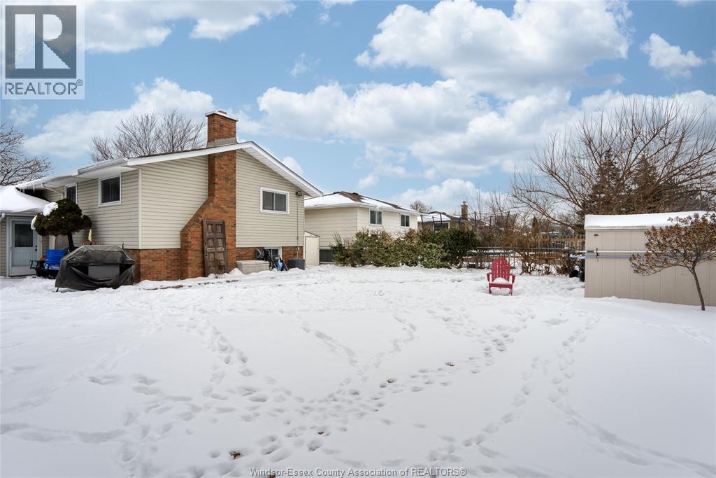 9485 Ridge, Windsor, Ontario  N8R 1G5 - Photo 32 - 26003449