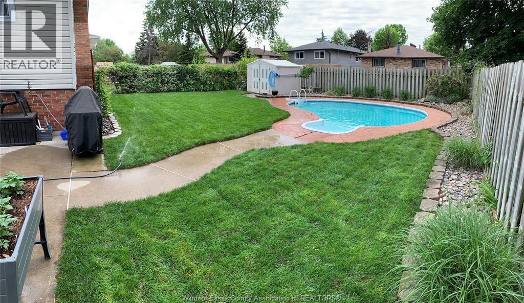 9485 Ridge, Windsor, Ontario  N8R 1G5 - Photo 36 - 26003449