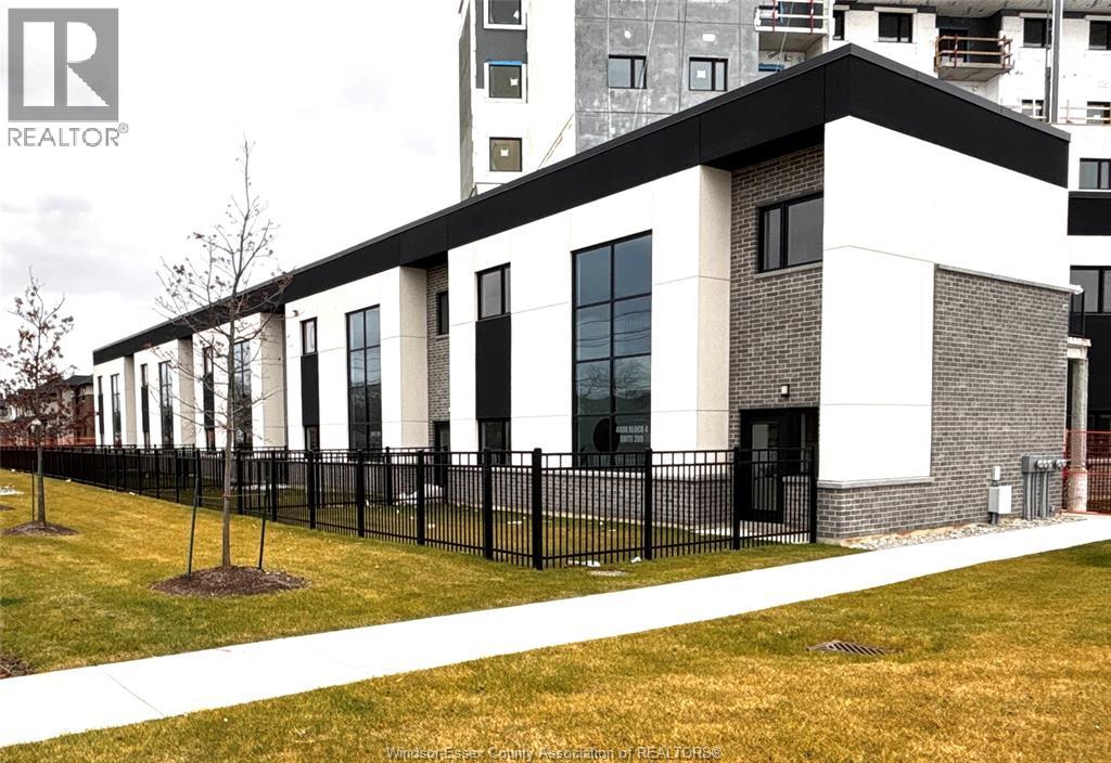 4400 Laurier Parkway Unit# 207, Lasalle, Ontario  N9H 0R1 - Photo 2 - 26003456