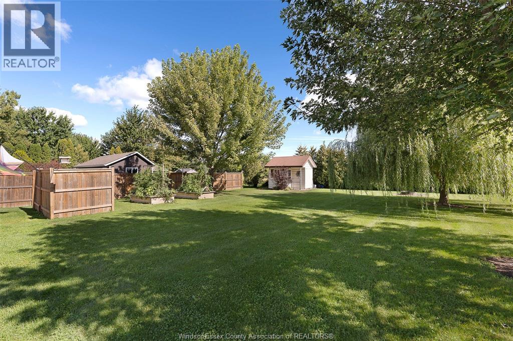 229 Irwin Ave, Essex, Ontario  N8M 2T5 - Photo 32 - 26003367