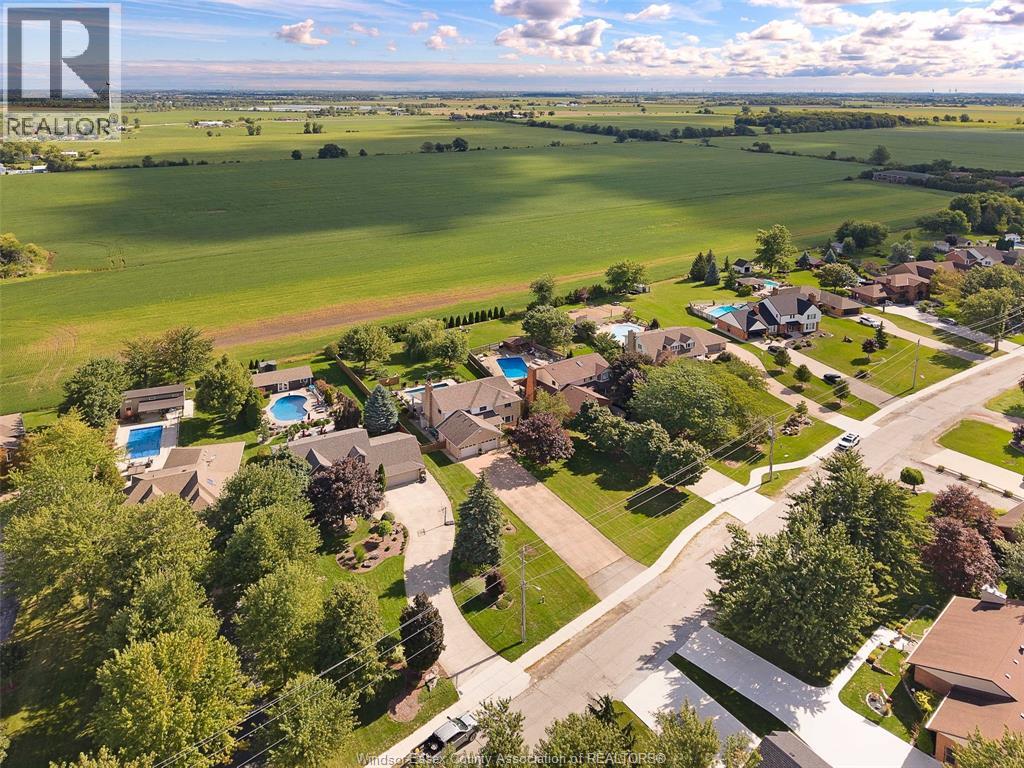 229 Irwin Ave, Essex, Ontario  N8M 2T5 - Photo 34 - 26003367