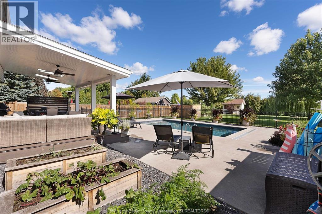 229 Irwin Ave, Essex, Ontario  N8M 2T5 - Photo 4 - 26003367