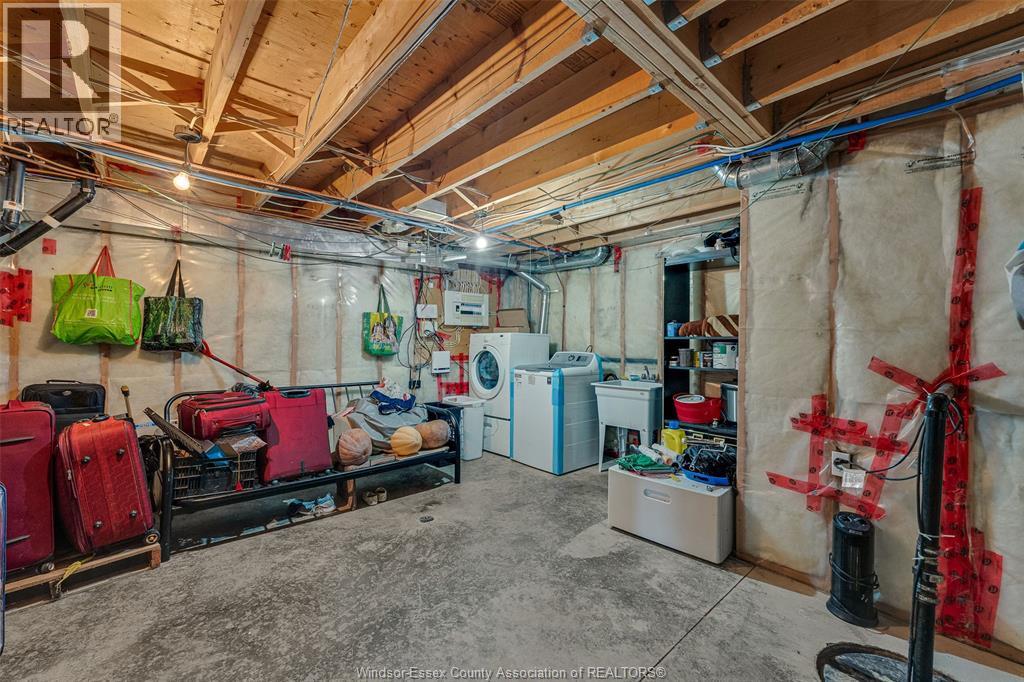 143 Amy Croft, Lakeshore, Ontario  N9K 1E6 - Photo 24 - 26003440