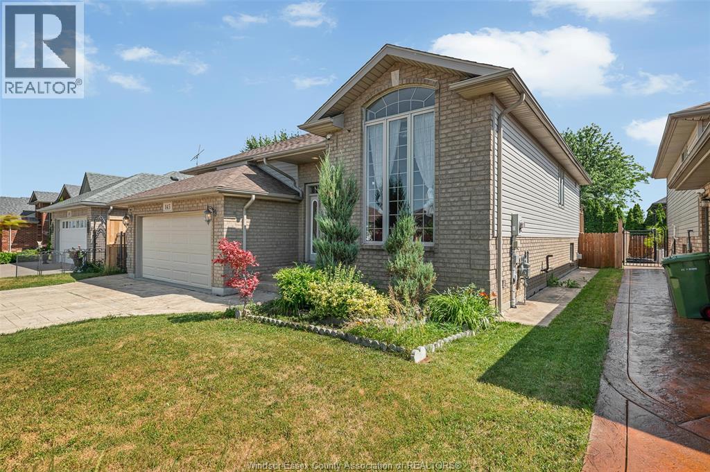 143 Amy Croft, Lakeshore, Ontario  N9K 1E6 - Photo 3 - 26003440