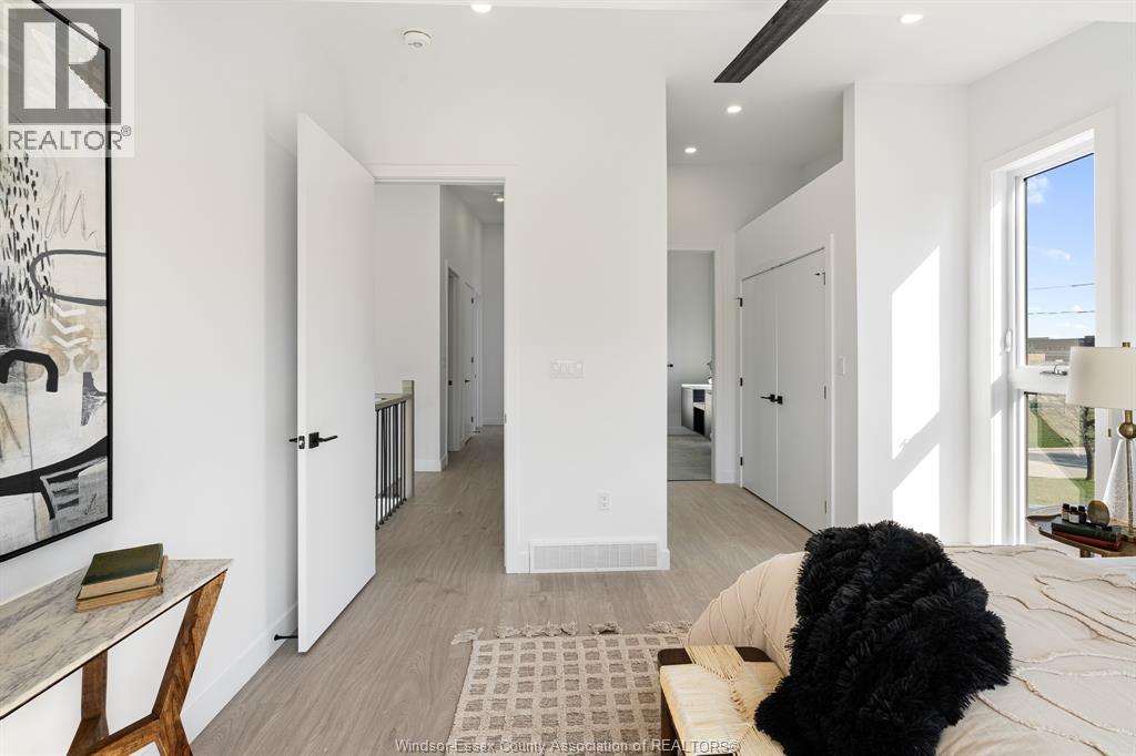 2035 Seneca Street, Windsor, Ontario  N8W 2Z9 - Photo 18 - 26003475