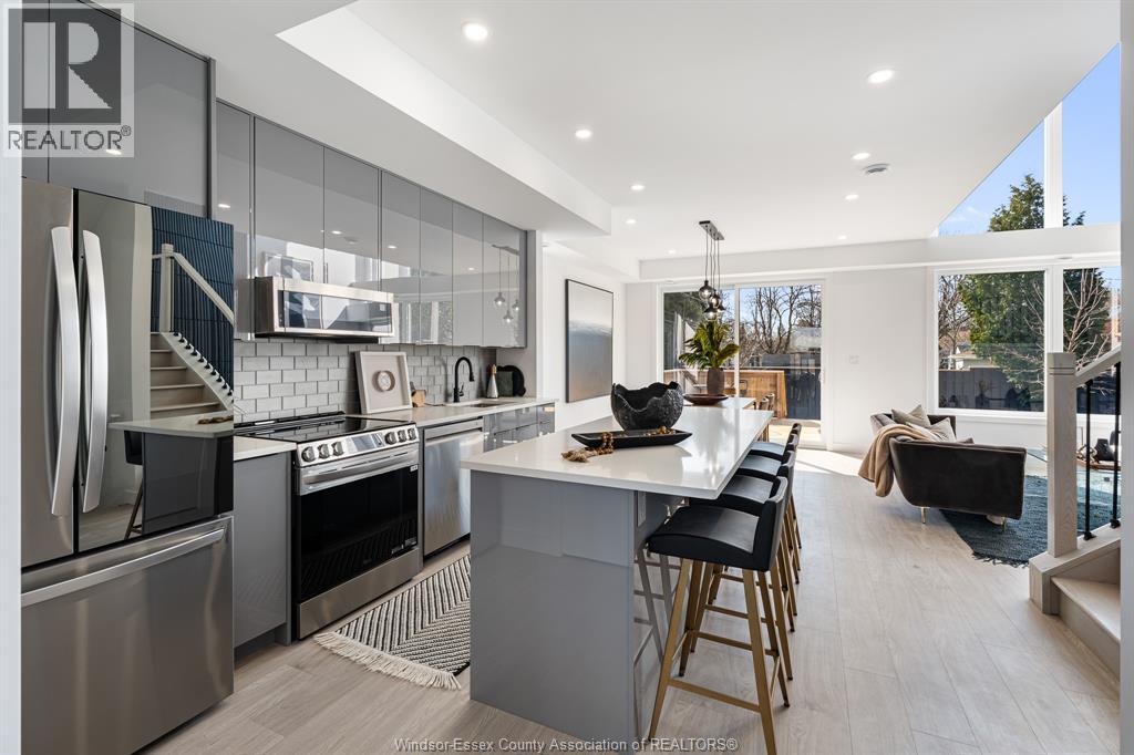 2035 Seneca Street, Windsor, Ontario  N8W 2Z9 - Photo 5 - 26003475