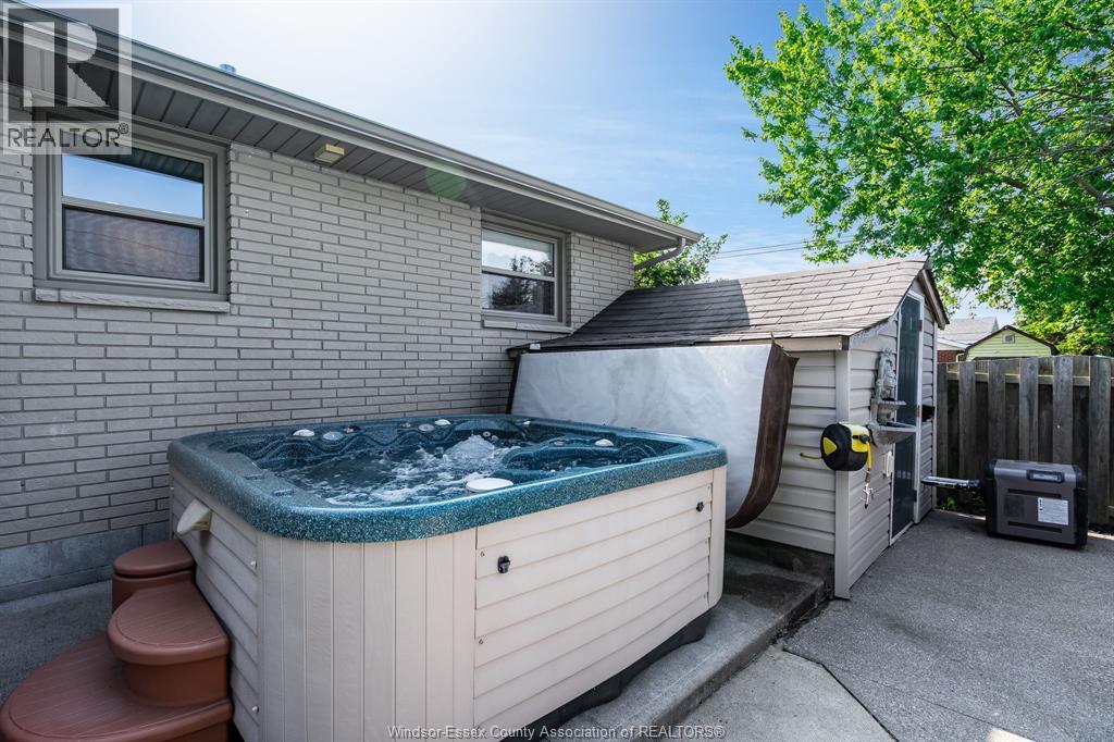 111 Danforth, Leamington, Ontario  N8H 2R1 - Photo 47 - 26003425