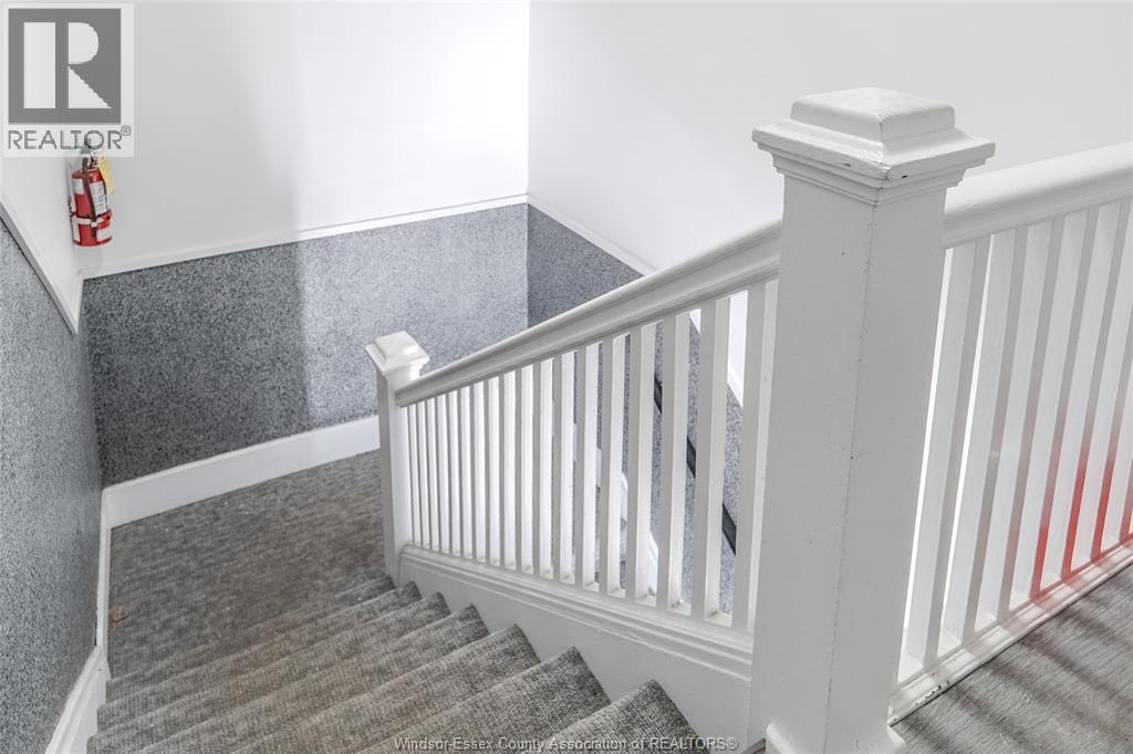 1516 Ontario Street, Windsor, Ontario  N9A 4H3 - Photo 11 - 26003400