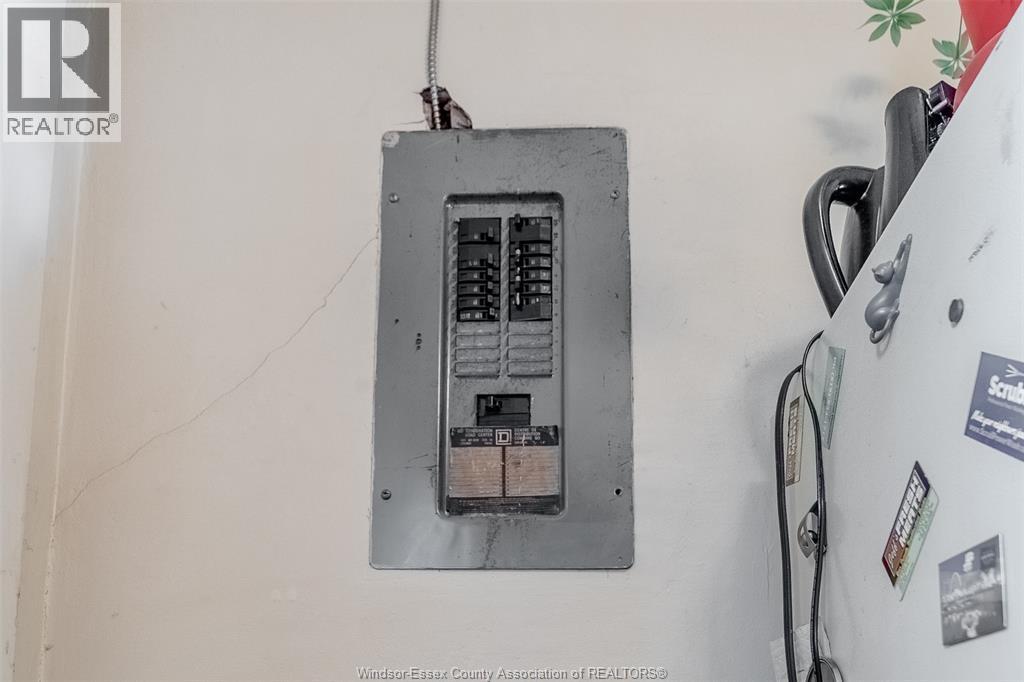 1516 Ontario Street, Windsor, Ontario  N9A 4H3 - Photo 13 - 26003400