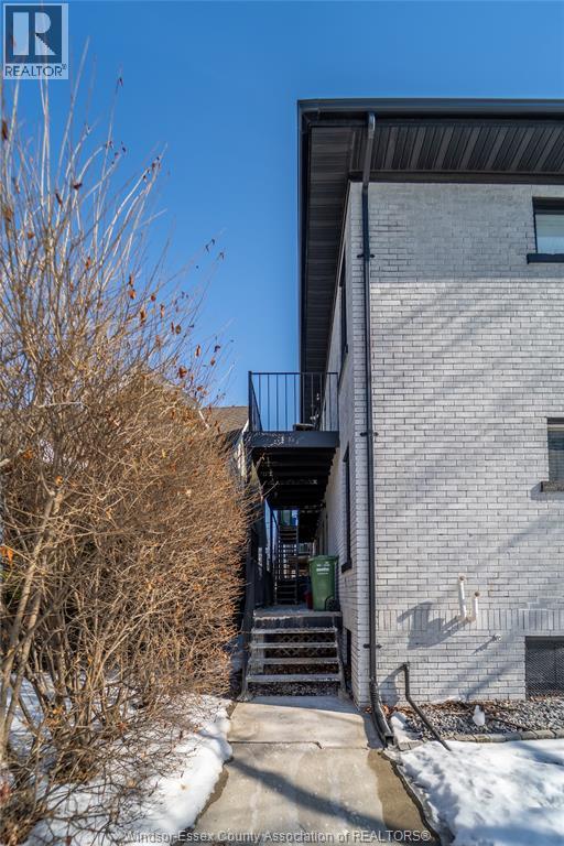 1516 Ontario Street, Windsor, Ontario  N9A 4H3 - Photo 9 - 26003400