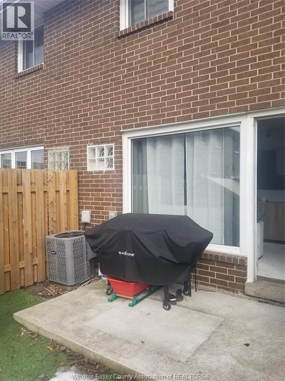 2739 Meadowbrook Lane, Windsor, Ontario  N8T 2Y6 - Photo 23 - 26003589