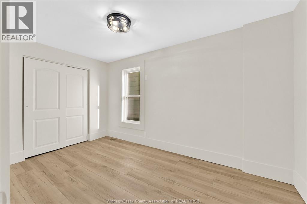 785 Hall #main, Windsor, Ontario  N9A 2L9 - Photo 14 - 26003567