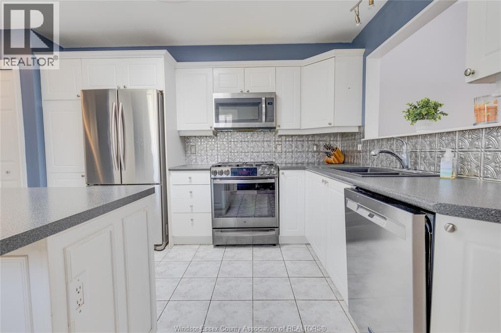 330 Saddle Lane, Kingsville, Ontario  N9Y 4A6 - Photo 8 - 26003592