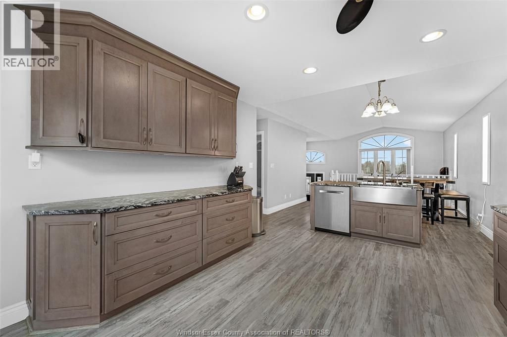 1023 Lakeshore Road 107, Lakeshore, Ontario  N8M 2X7 - Photo 14 - 26003597