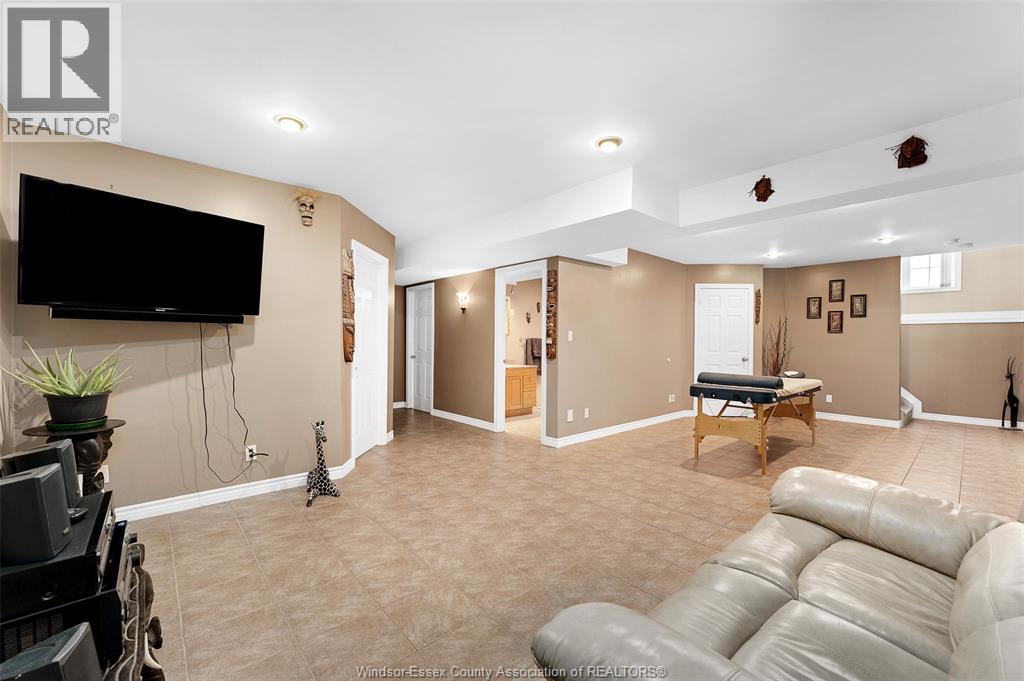 1023 Lakeshore Road 107, Lakeshore, Ontario  N8M 2X7 - Photo 24 - 26003597