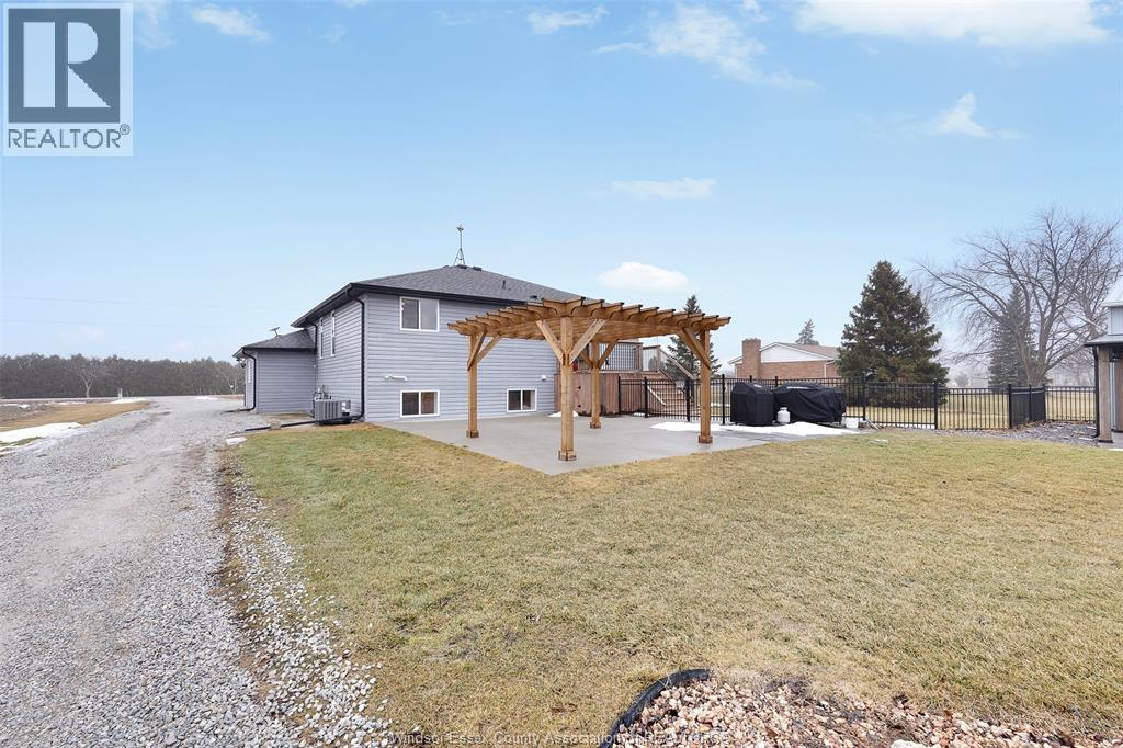 1023 Lakeshore Road 107, Lakeshore, Ontario  N8M 2X7 - Photo 30 - 26003597