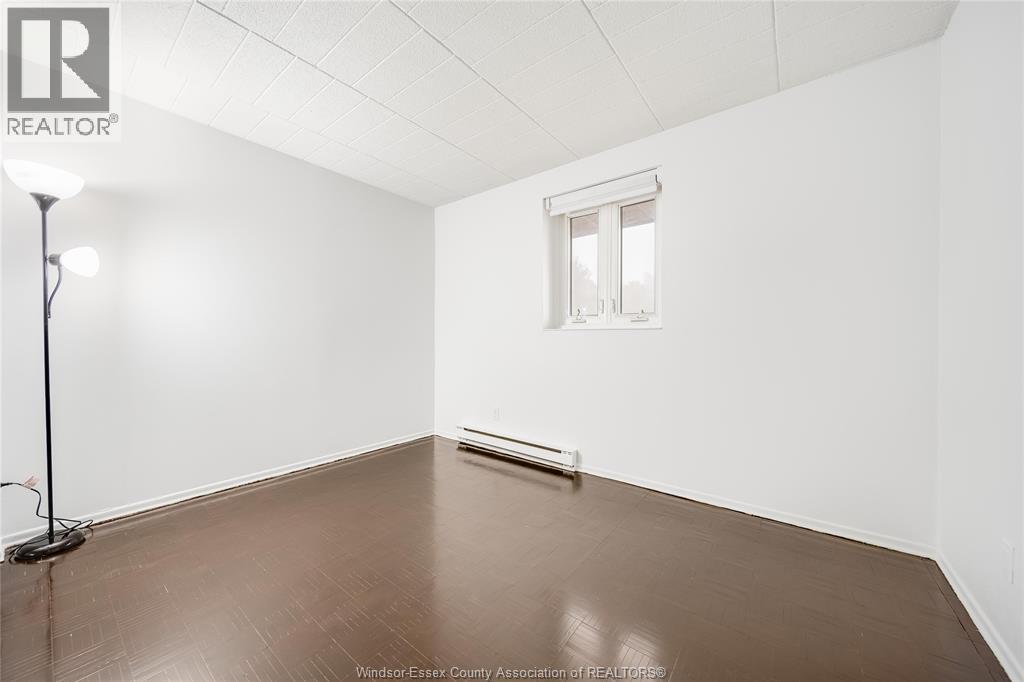 6502 Thornberry, Windsor, Ontario  N8T 2X2 - Photo 14 - 26003594