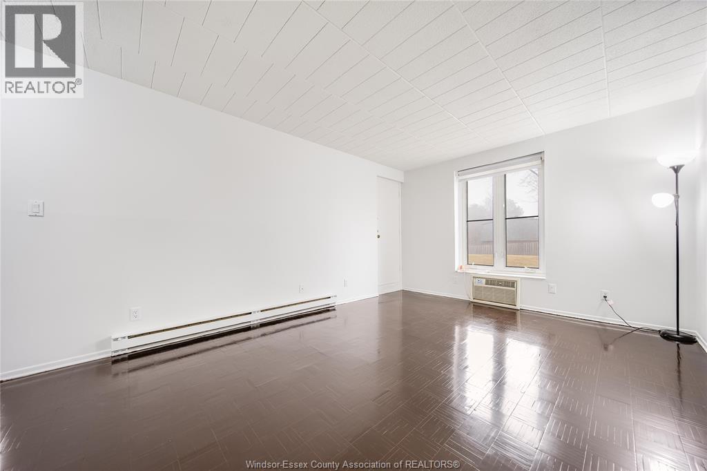 6502 Thornberry, Windsor, Ontario  N8T 2X2 - Photo 19 - 26003594