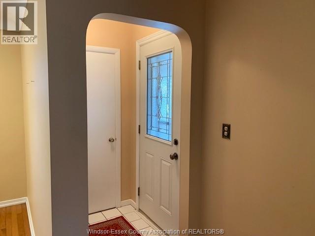 3132 Dominion, Windsor, Ontario  N9E 2N4 - Photo 4 - 26003601