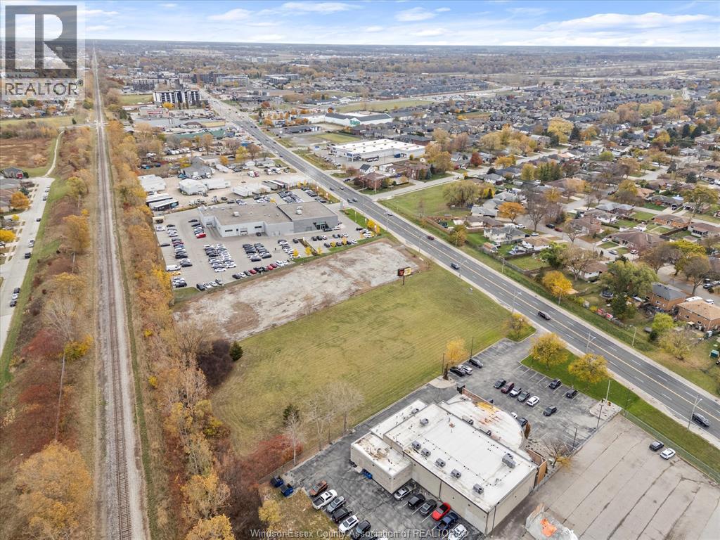 10982 Tecumseh Road East, Windsor, Ontario  N8R 1A8 - Photo 2 - 26003604