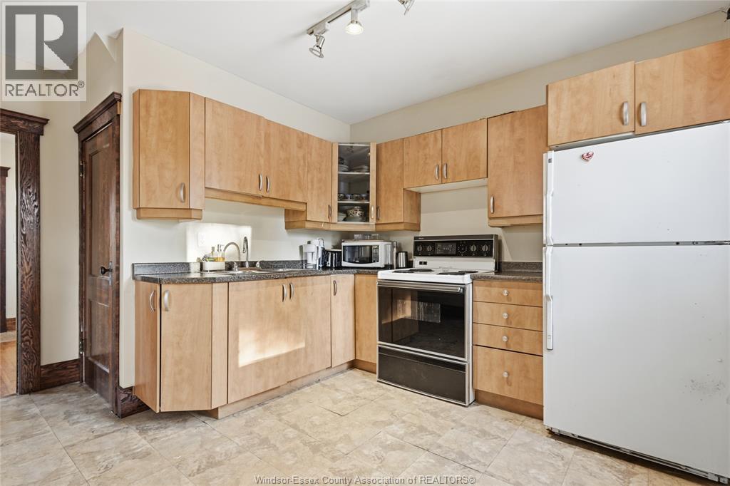 173 Cameron Avenue, Windsor, Ontario  N9B 1Y5 - Photo 13 - 26003633