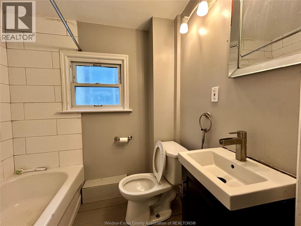 789 Bridge Avenue, Windsor, Ontario  N9B 2M5 - Photo 12 - 26003642