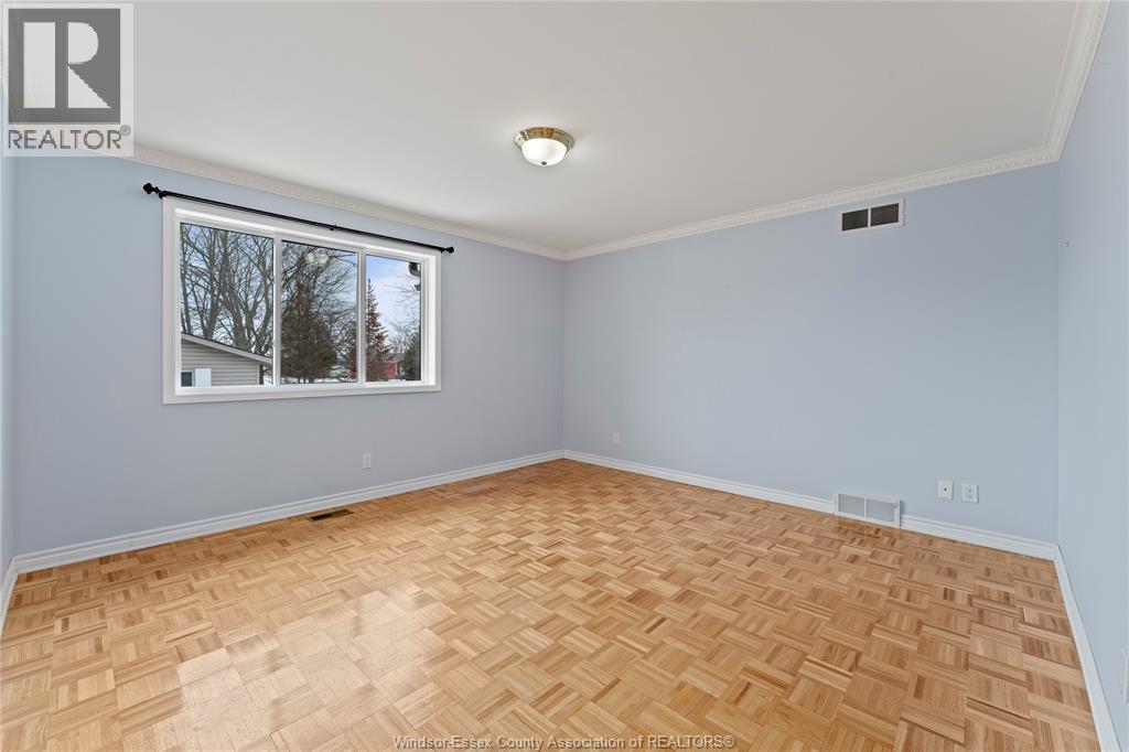 1712 Lesperance, Tecumseh, Ontario  N8N 1Y3 - Photo 15 - 26003629