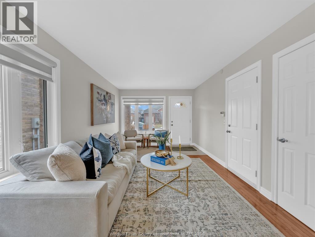 1598 Heatherglen Drive, Tecumseh, Ontario  N8N 5B5 - Photo 7 - 26003600