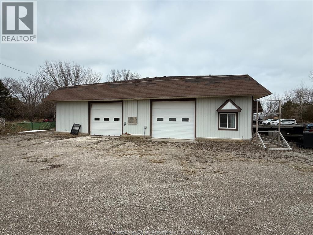 739 County Rd 2 Unit# A, Lakeshore, Ontario  N0R 1A0 - Photo 3 - 26003690