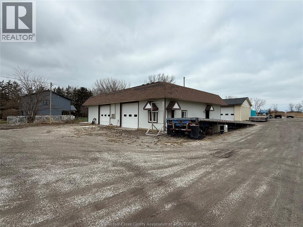 739 County Rd 2 Unit# A, Lakeshore, Ontario  N0R 1A0 - Photo 4 - 26003690