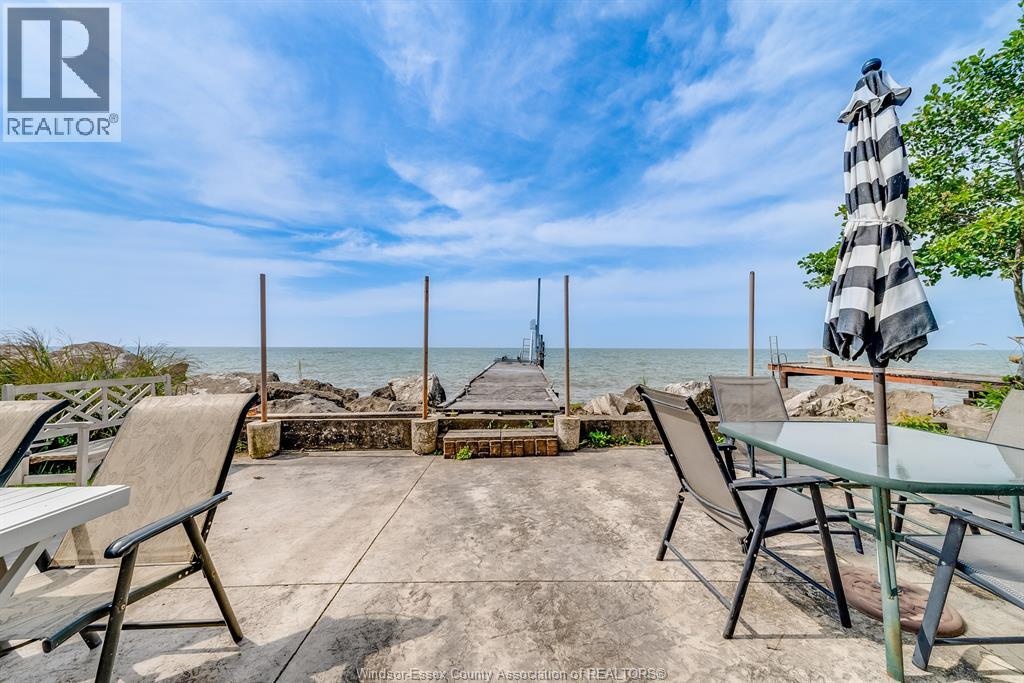 499 Lakeside Drive, Amherstburg, Ontario  N0R 1G0 - Photo 34 - 26003636