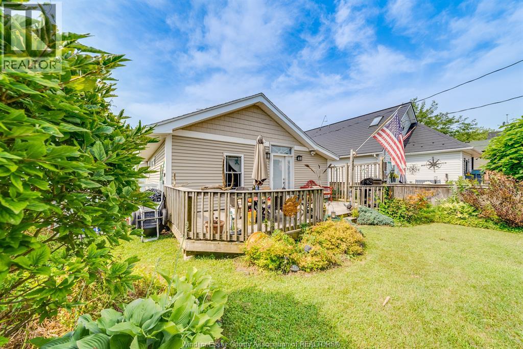 499 Lakeside Drive, Amherstburg, Ontario  N0R 1G0 - Photo 4 - 26003636
