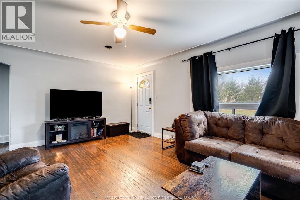 672 Talbot Road, Maidstone, Ontario  N0R 1K0 - Photo 6 - 26003735