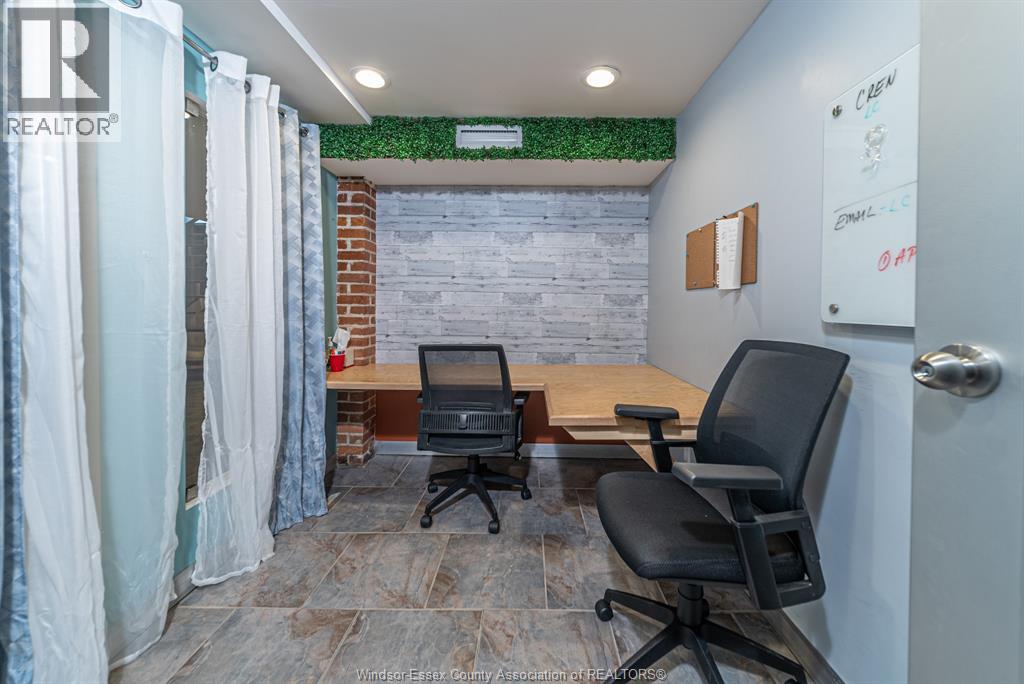 4769 Wyandotte Street East, Windsor, Ontario  N8Y 1H8 - Photo 25 - 26003647