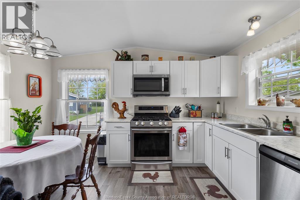 191 Steven Court, Essex, Ontario  N8M 2A8 - Photo 13 - 26003750