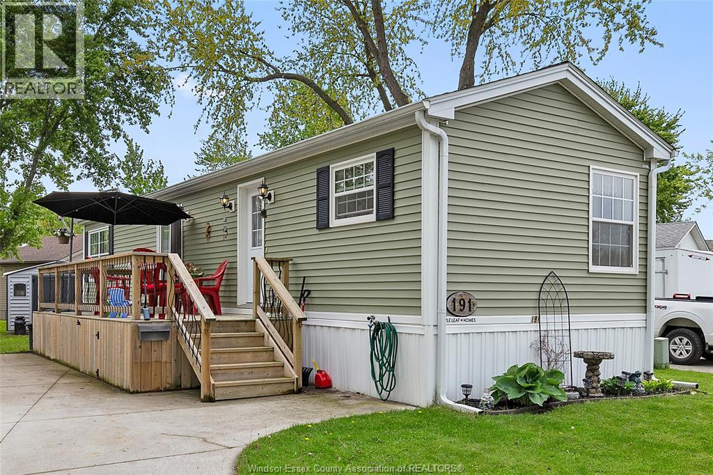 191 Steven Court, Essex, Ontario  N8M 2A8 - Photo 2 - 26003750