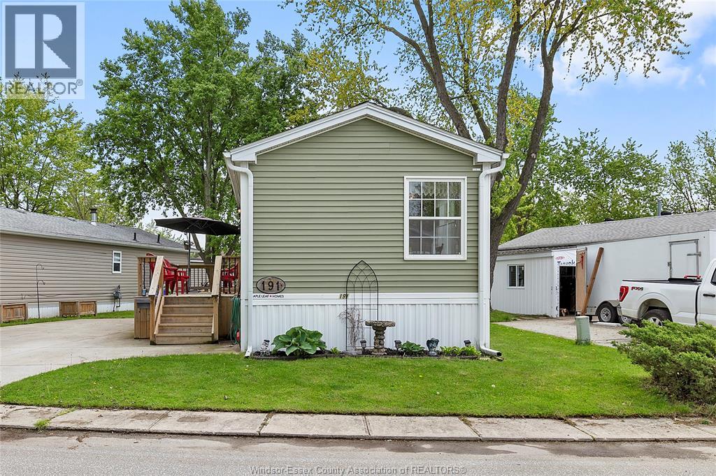 191 Steven Court, Essex, Ontario  N8M 2A8 - Photo 4 - 26003750